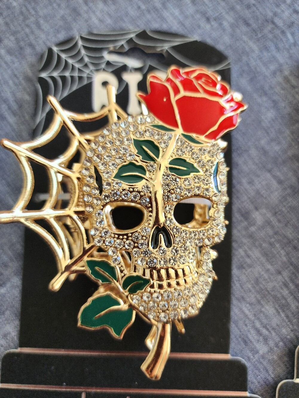Nicole Miller Crystal Embelished Gold Skull & Red Rose Hair Clip NWT